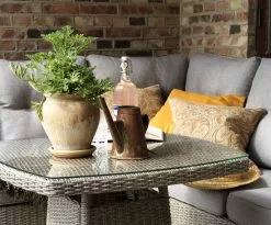 Brafab Ashfield Tisch 80x80 H69, Beige/Glas -Günstiges Stuhlgeschäft brafab ashfield tisch 80x80 h69 beige glas 1