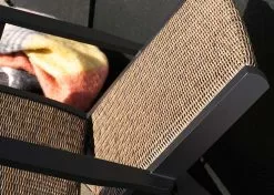 Brafab Kira Loungesessel, Schwarz / Rustikal Künstliches Rattan -Günstiges Stuhlgeschäft brafab kira armchair black rustic 3