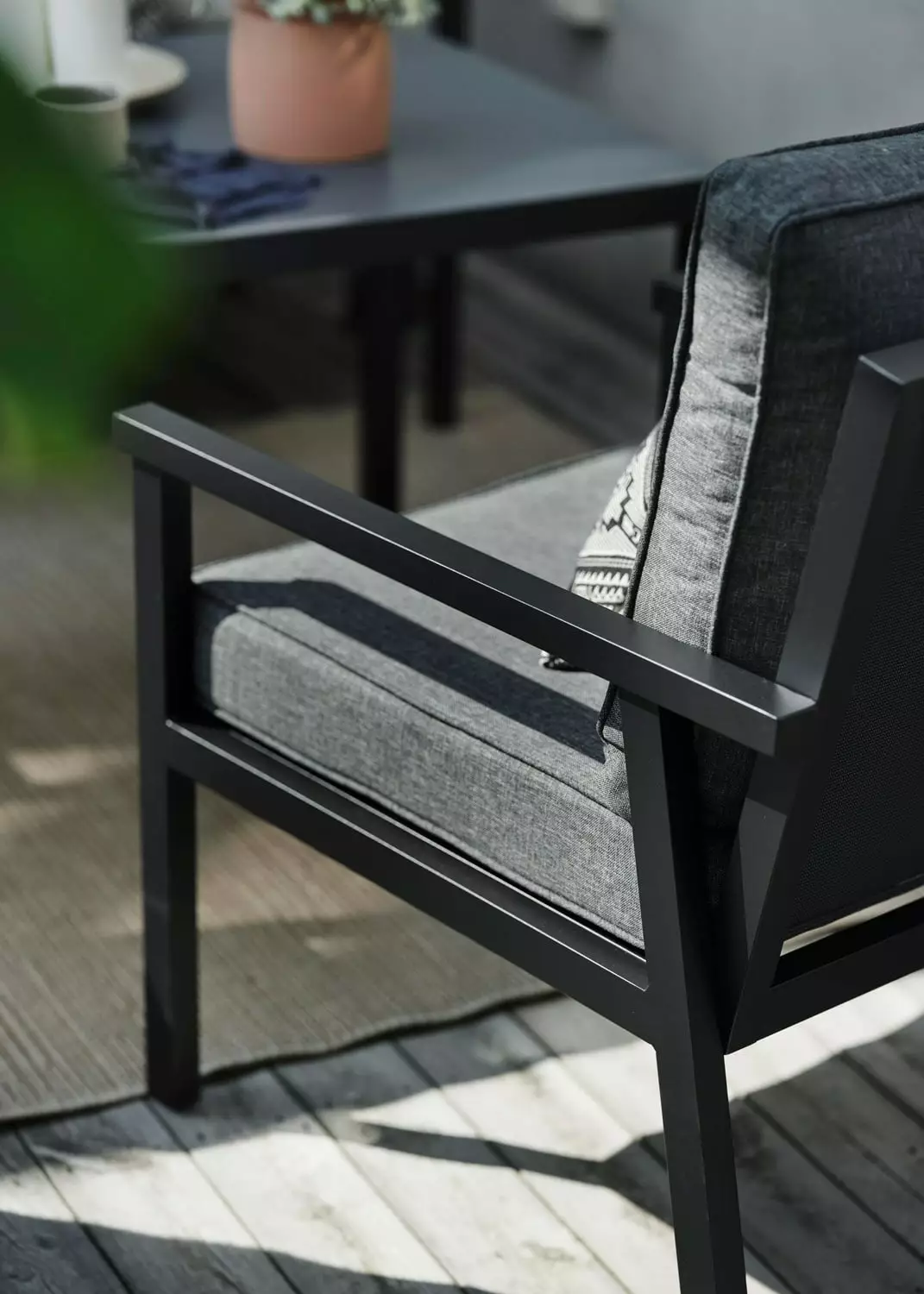 Brafab Rana Lounge-Set Niedrig 5 Sitzplätze, Schwarz/Anthrazit 3 Brafab Rana Lounge-Set Niedrig 5 Sitzplätze, Schwarz/Anthrazit – Bild 2