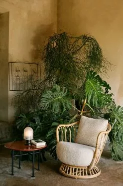 Gubi Carmel Kaffeetisch 60x60 Cm, Rock Red -Günstiges Stuhlgeschäft gubi carmel 11