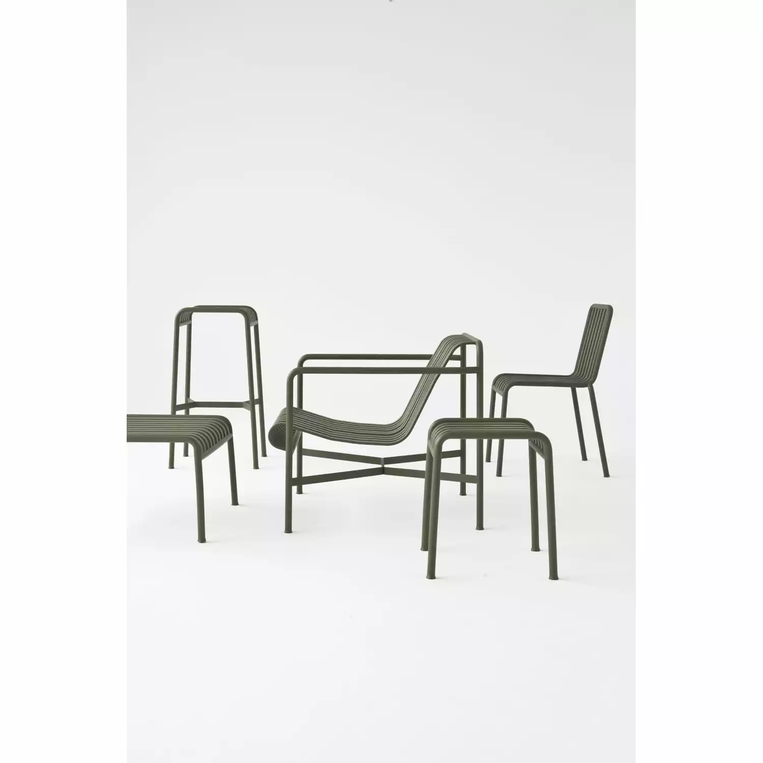 Hay Palissade Hocker, Anthrazit 4 Hay Palissade Hocker, Anthrazit – Bild 2