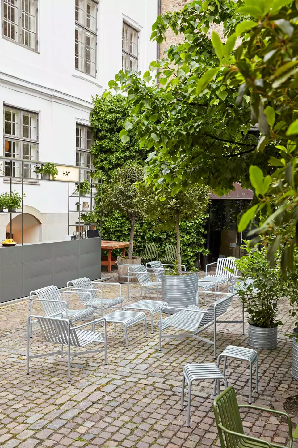 Hay Palissade Hocker, Feuerverzinkt 5 Hay Palissade Hocker, Feuerverzinkt – Bild 3